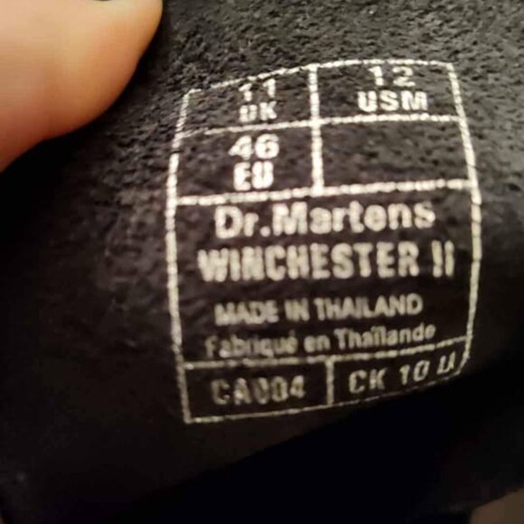 BLACK, not brownish as my phone makes it on pictures. Excellent condition, just - Picture 8 of 9